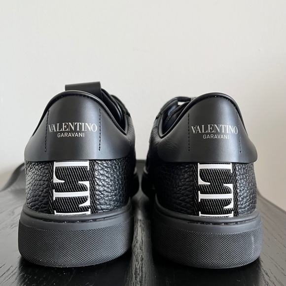 Valentino Men's Sneakers - Picture 3 of 5